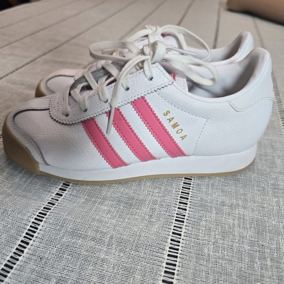 Adidas Samoa White and Pink Sneakers with Gum Sole girls Size 3 - Picture 5 of 13